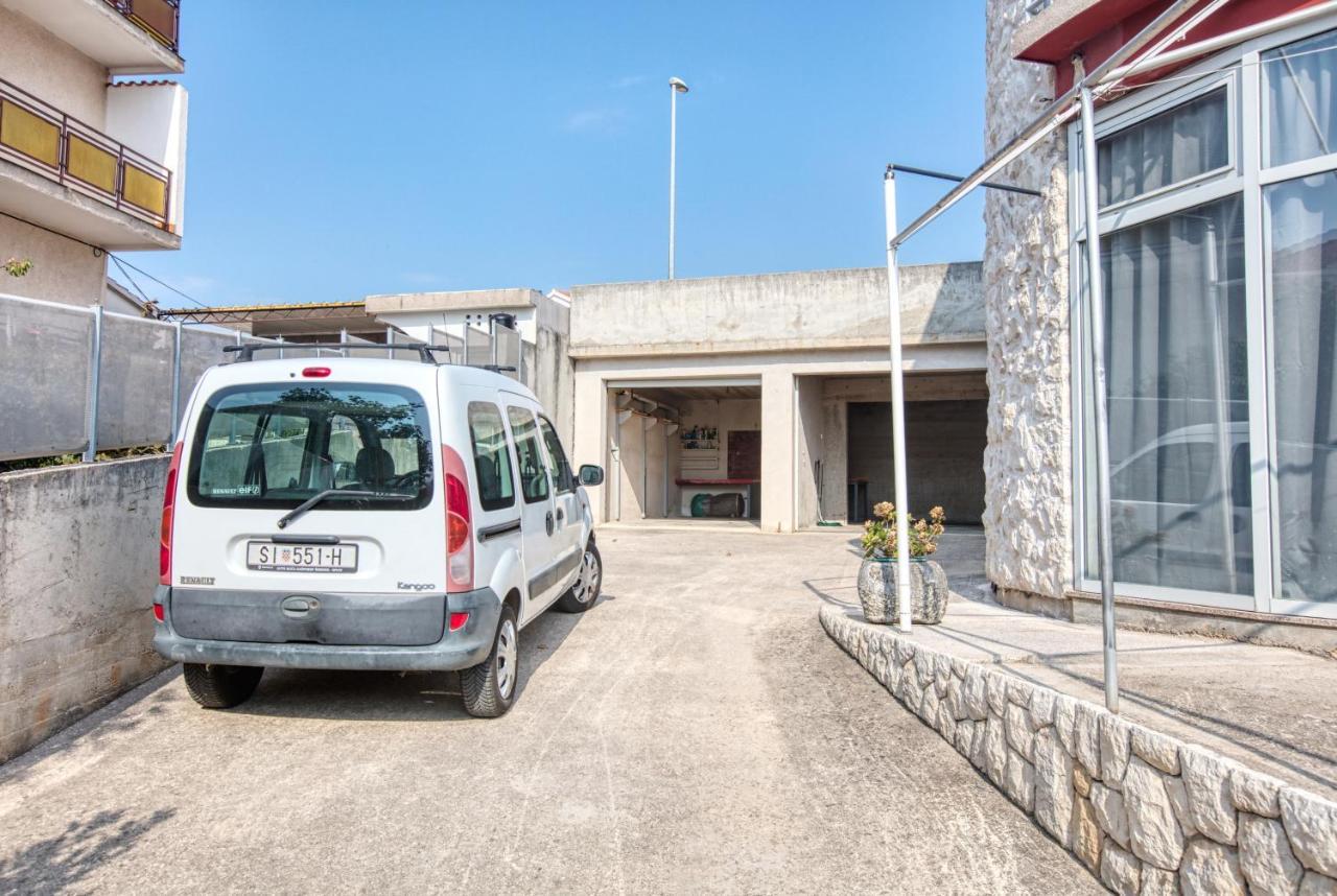 Apartments By The Sea Brodarica, Sibenik - 13615 Exteriér fotografie