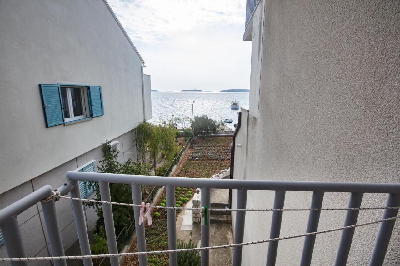 Apartments By The Sea Brodarica, Sibenik - 13615 Exteriér fotografie